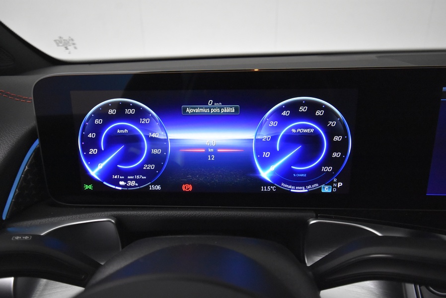 Mercedes-Benz EQB vaihtoauto