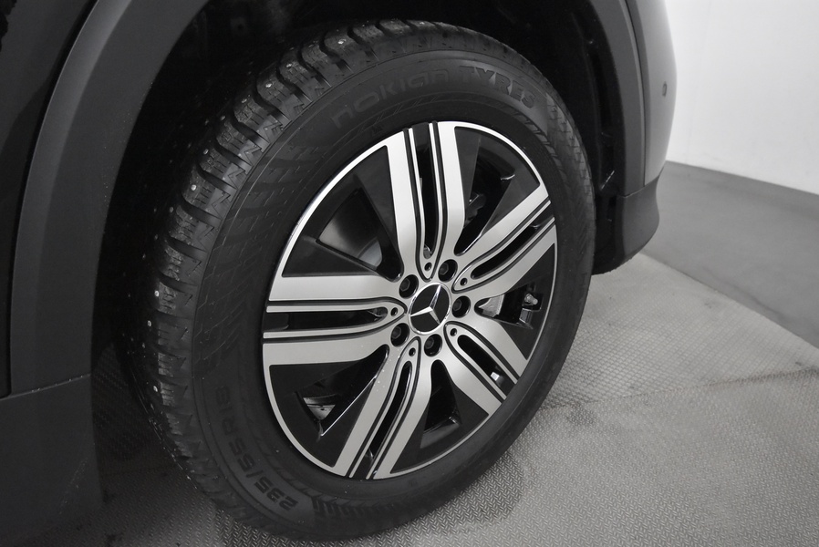 Mercedes-Benz EQB vaihtoauto