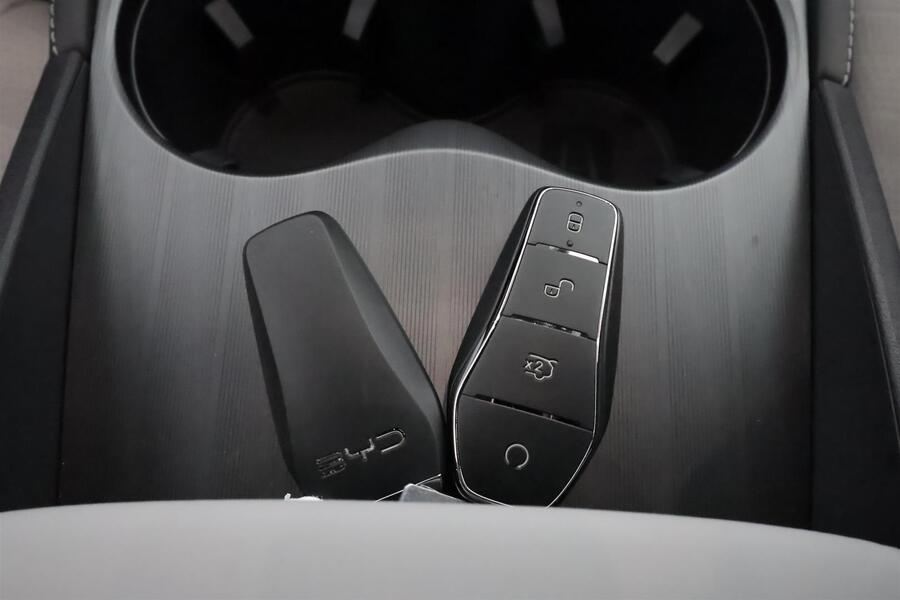 BYD Seal 6 DM-i vaihtoauto