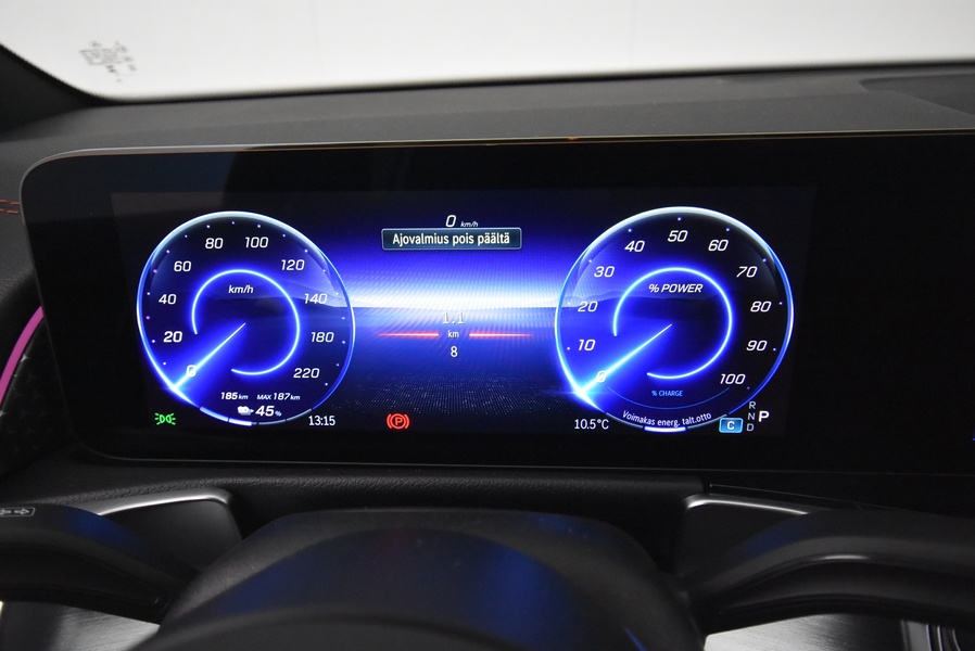 Mercedes-Benz EQB vaihtoauto