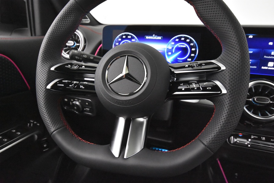 Mercedes-Benz EQB vaihtoauto