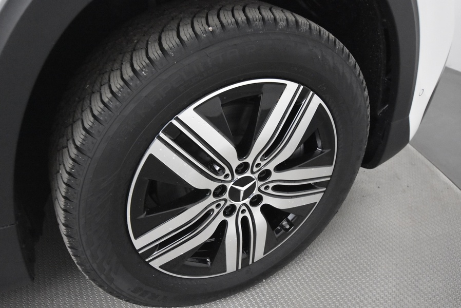 Mercedes-Benz EQB vaihtoauto