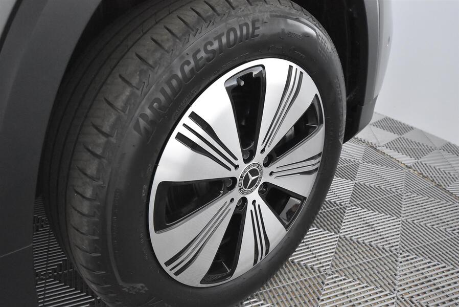 Mercedes-Benz EQB vaihtoauto