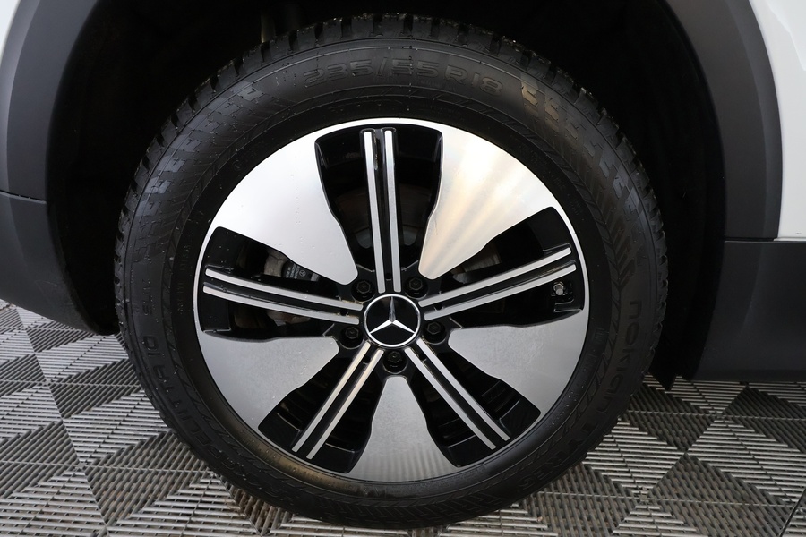 Mercedes-Benz EQB vaihtoauto