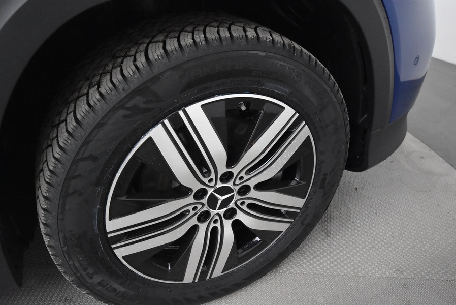 Mercedes-Benz EQB vaihtoauto