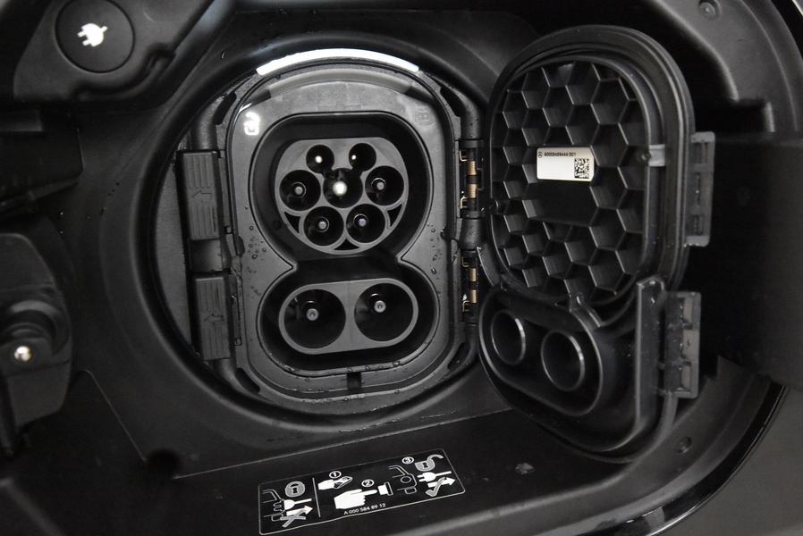 Mercedes-Benz EQB vaihtoauto