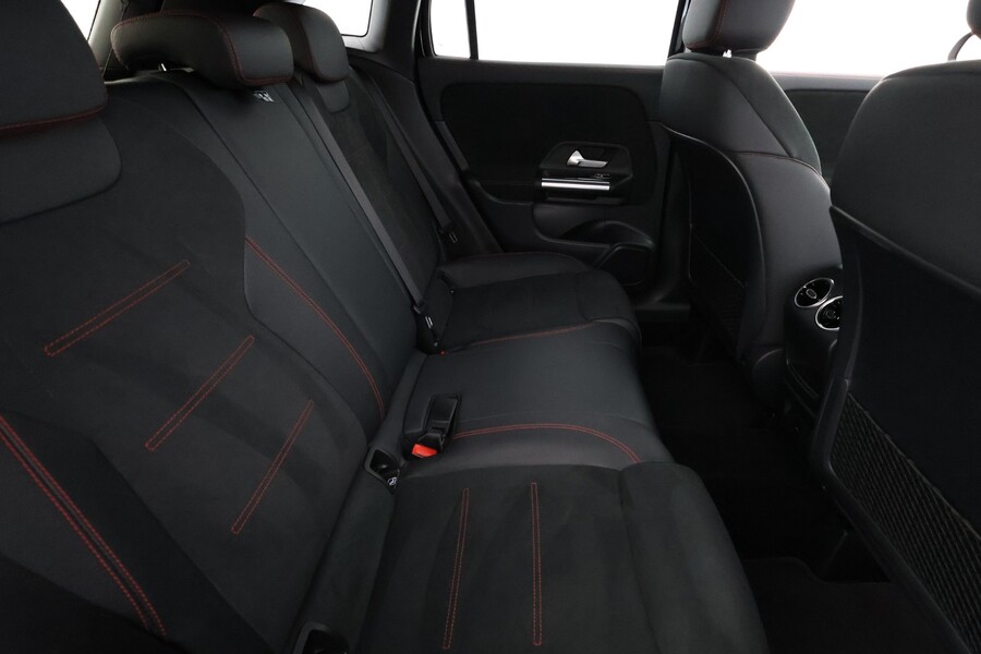 Mercedes-Benz GLA vaihtoauto