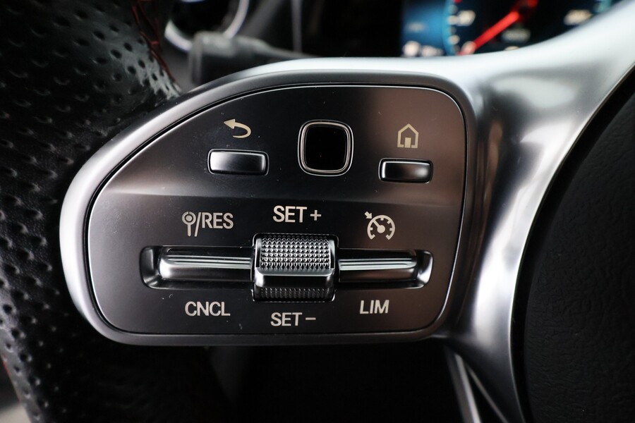 Mercedes-Benz GLA vaihtoauto