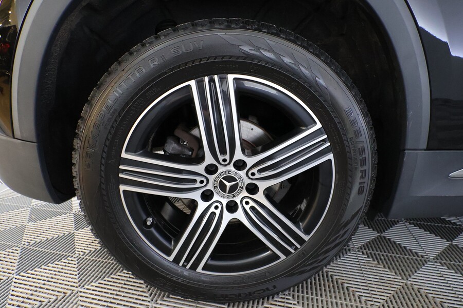 Mercedes-Benz GLA vaihtoauto