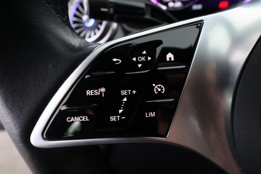 Mercedes-Benz EQE vaihtoauto