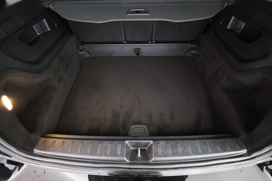 Mercedes-Benz GLB vaihtoauto