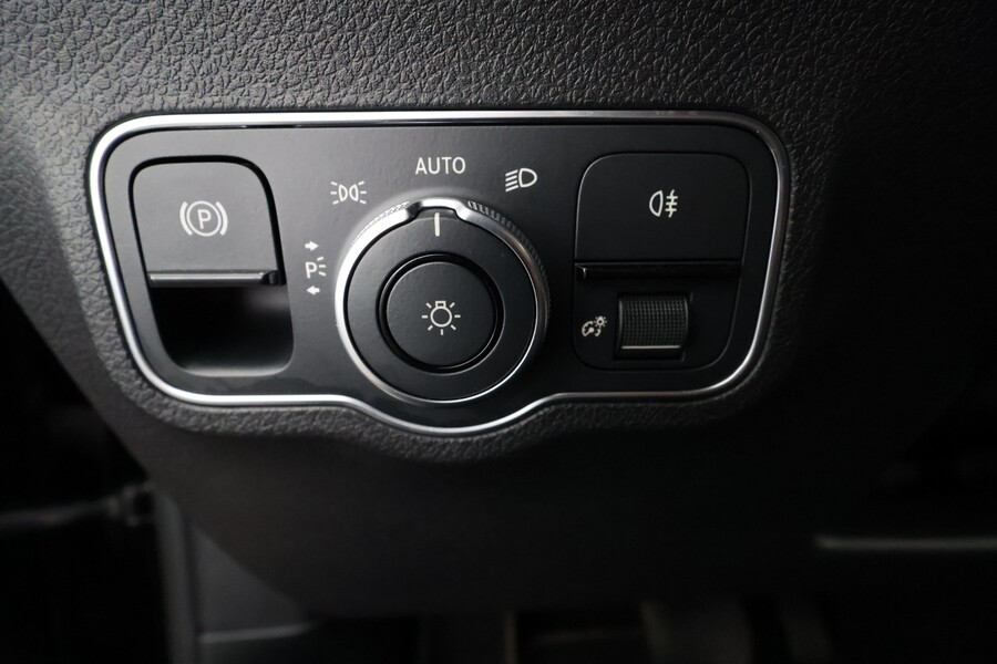 Mercedes-Benz GLB vaihtoauto