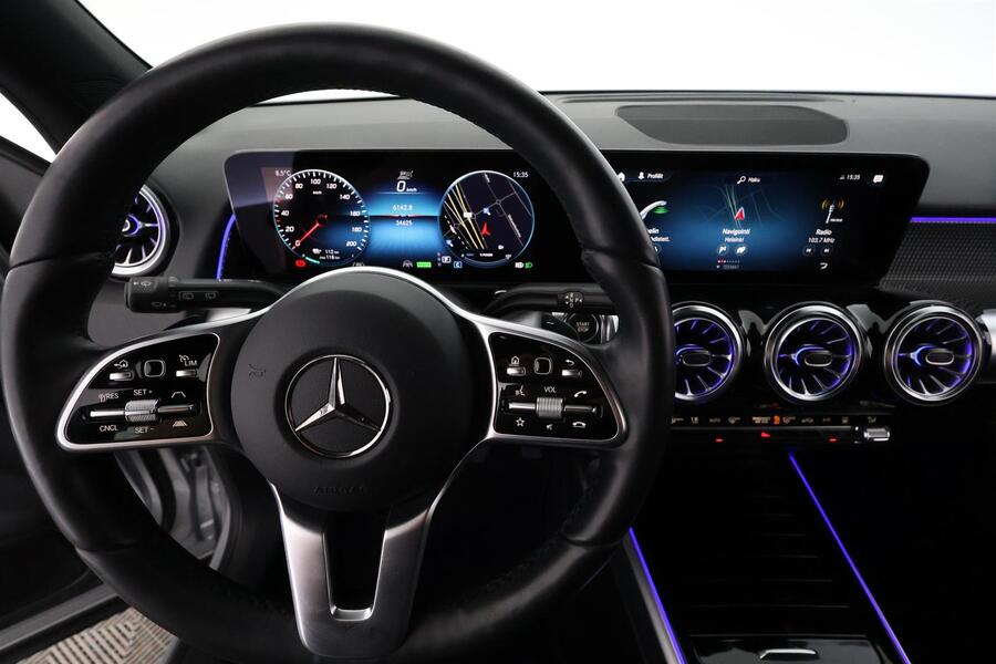 Mercedes-Benz EQB vaihtoauto