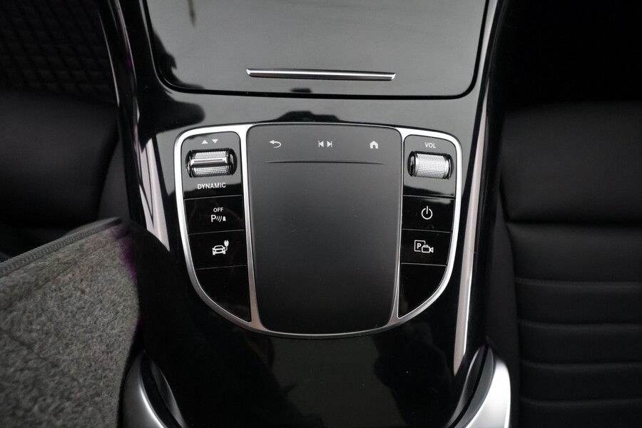 Mercedes-Benz EQC vaihtoauto