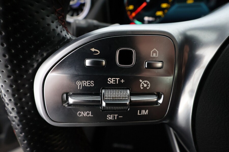 Mercedes-Benz EQA vaihtoauto