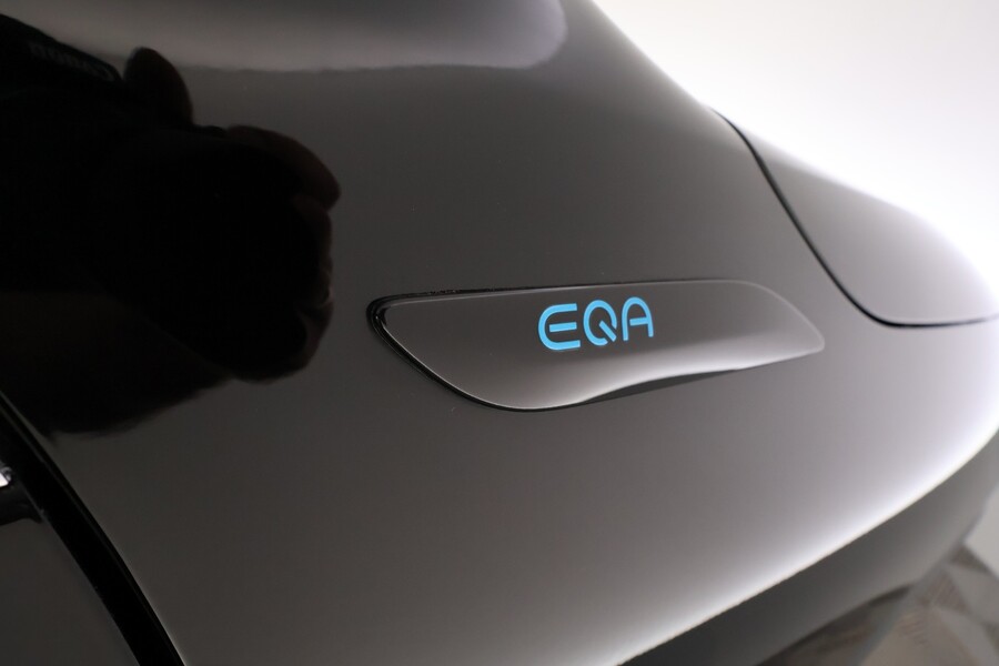 Mercedes-Benz EQA vaihtoauto
