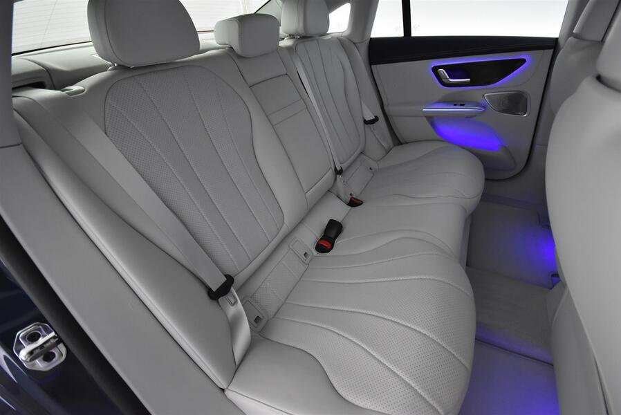 Mercedes-Benz EQE vaihtoauto