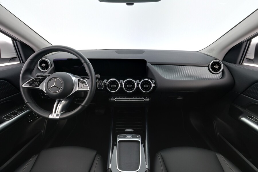 Mercedes-Benz GLA vaihtoauto