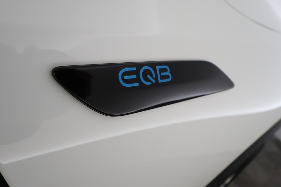 Mercedes-Benz EQB vaihtoauto