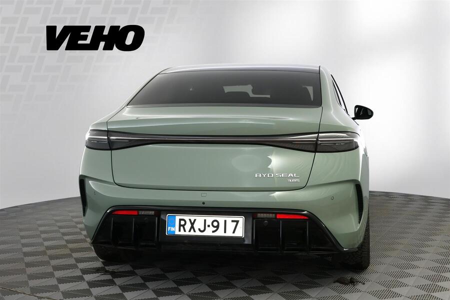 BYD Seal vaihtoauto