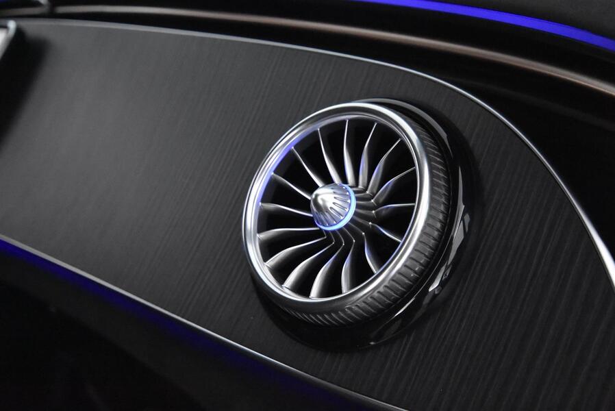 Mercedes-Benz EQE vaihtoauto