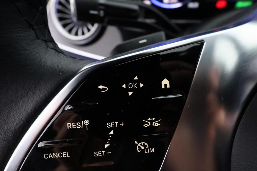 Mercedes-Benz EQE vaihtoauto