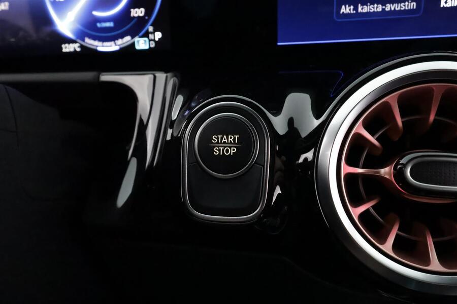 Mercedes-Benz EQA vaihtoauto