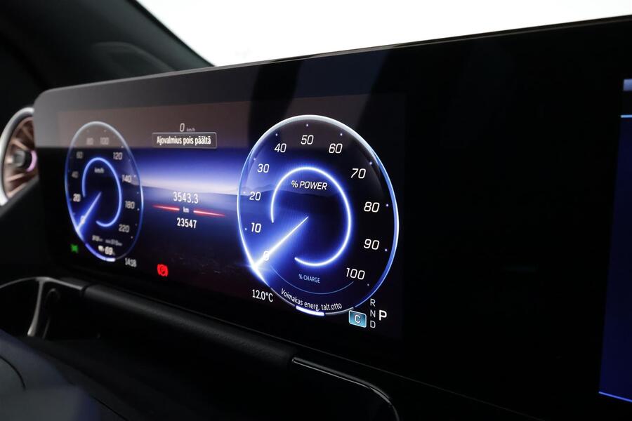 Mercedes-Benz EQA vaihtoauto