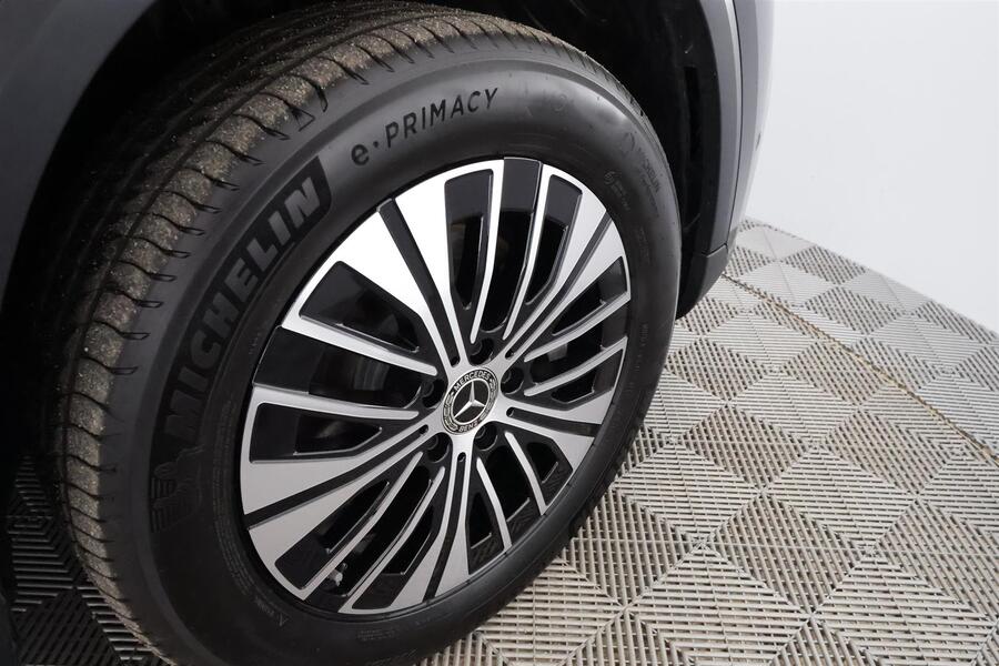 Mercedes-Benz EQA vaihtoauto