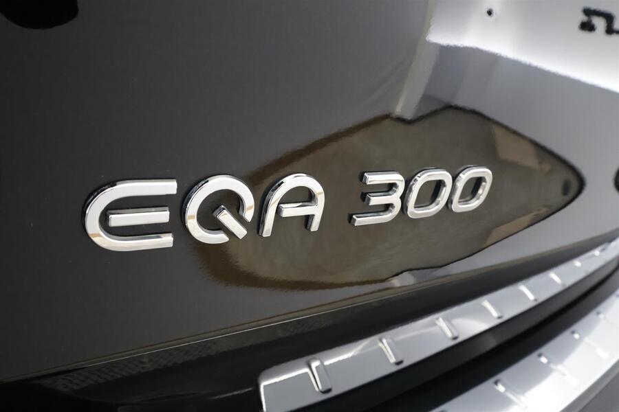 Mercedes-Benz EQA vaihtoauto
