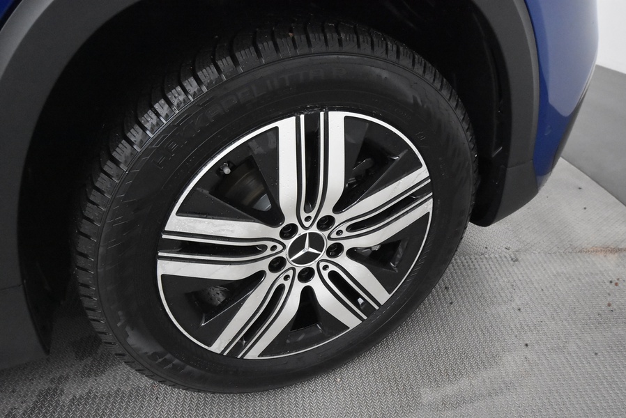 Mercedes-Benz EQB vaihtoauto