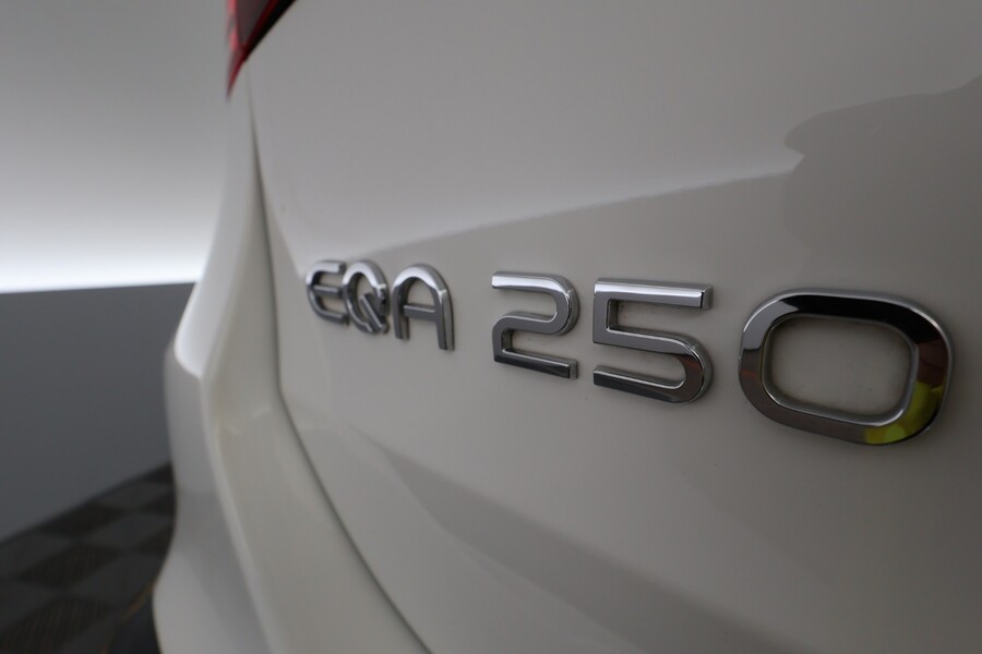 Mercedes-Benz EQA vaihtoauto