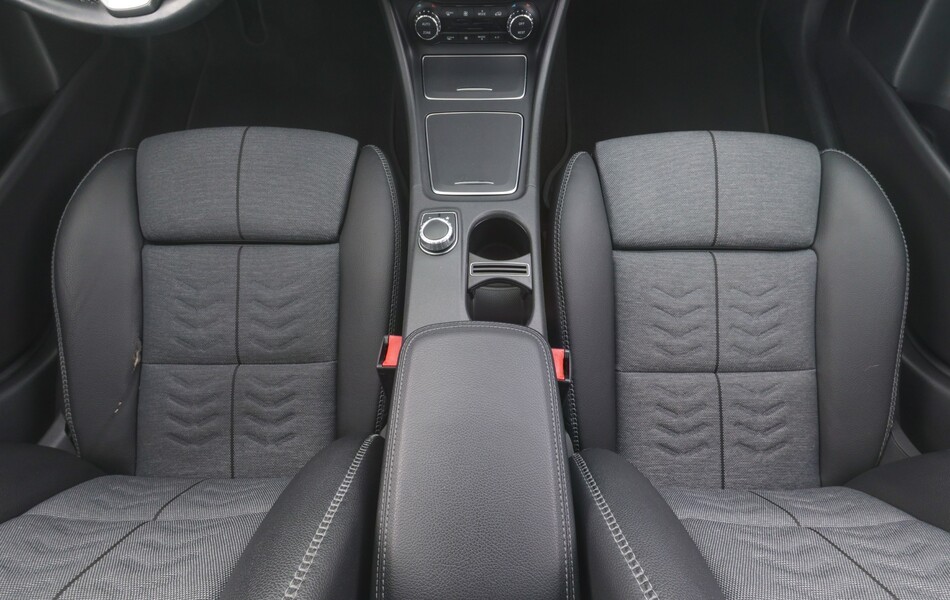 Mercedes-Benz GLA vaihtoauto