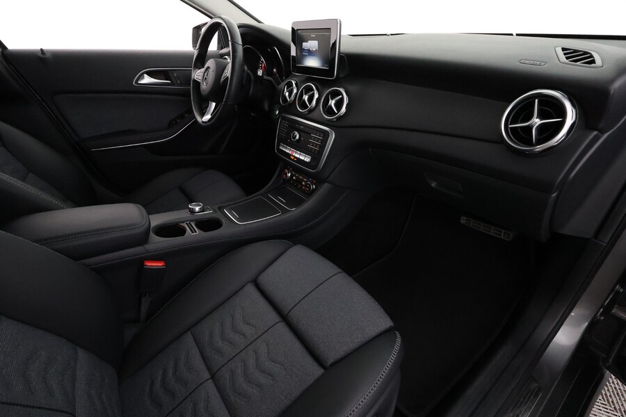 Mercedes-Benz GLA vaihtoauto