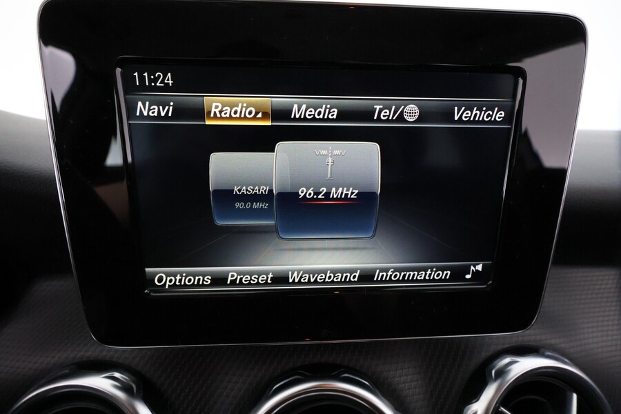 Mercedes-Benz GLA vaihtoauto