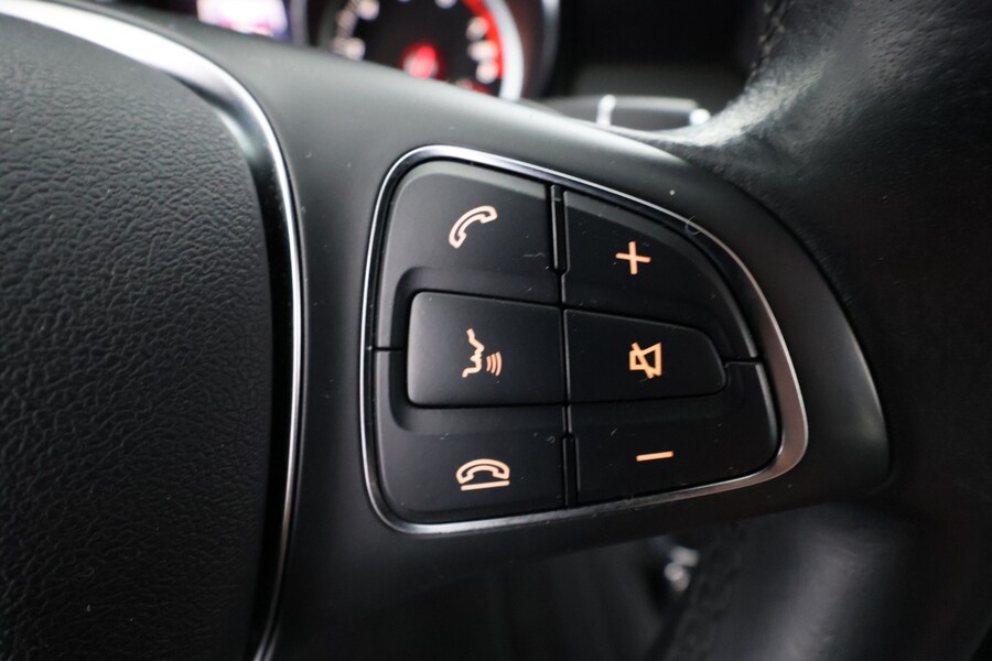 Mercedes-Benz GLA vaihtoauto