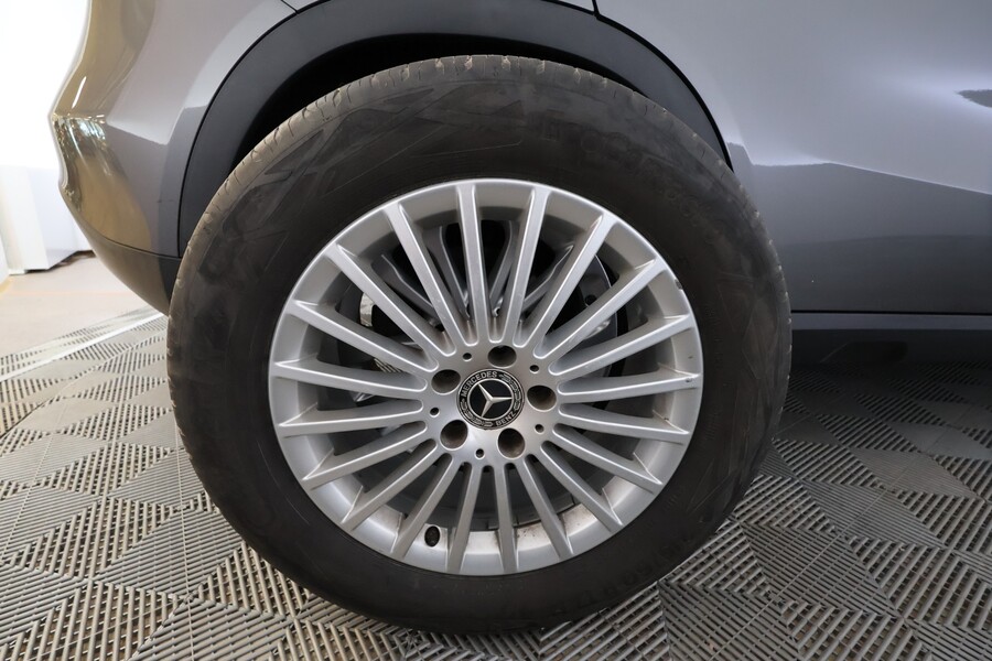 Mercedes-Benz GLA vaihtoauto