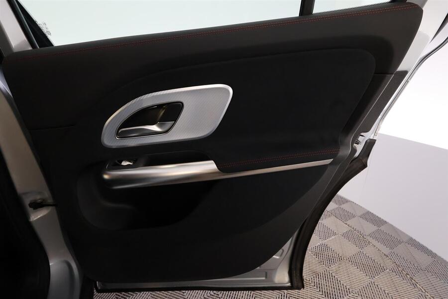 Mercedes-Benz GLB vaihtoauto