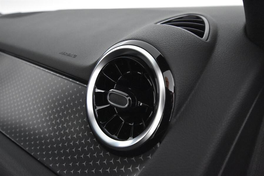 Mercedes-Benz GLA vaihtoauto