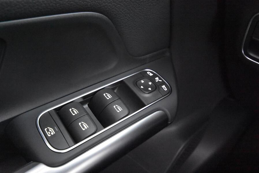 Mercedes-Benz GLA vaihtoauto