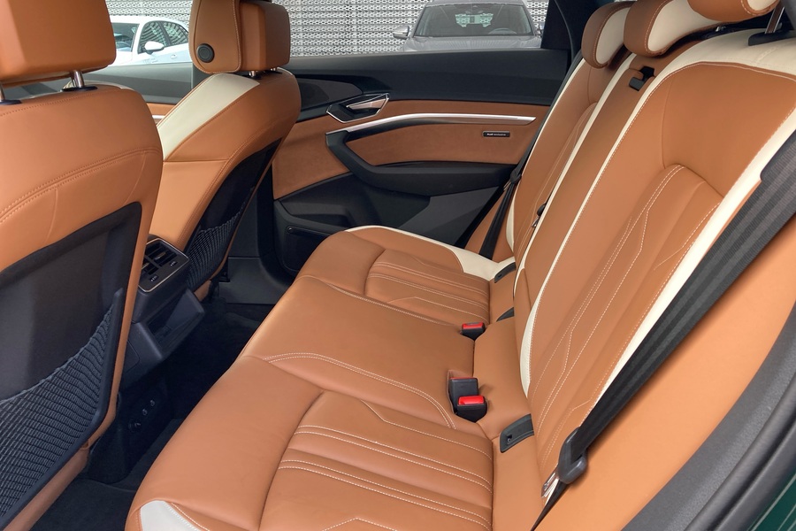 Audi Q8 e-tron vaihtoauto