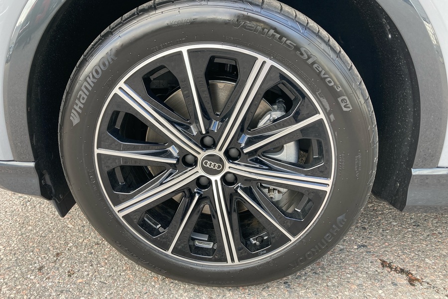 Audi Q4 e-tron vaihtoauto