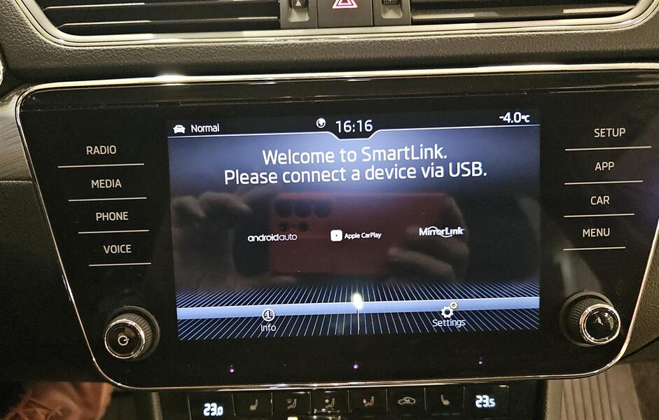 Skoda Superb vaihtoauto