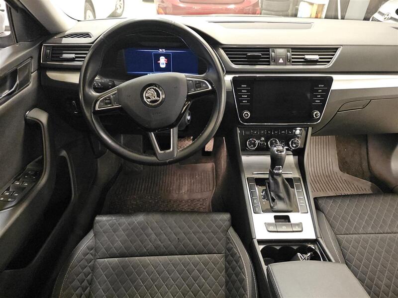 Skoda Superb vaihtoauto