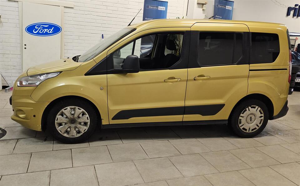 Ford Tourneo Connect vaihtoauto