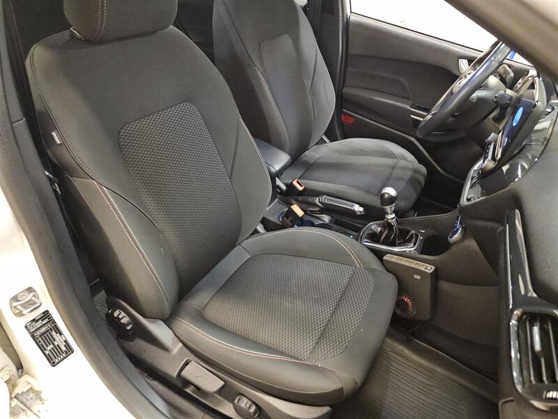 Ford Fiesta vaihtoauto