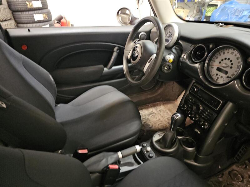 Mini Hatchback vaihtoauto