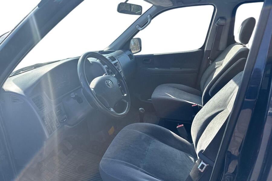 Toyota Hiace vaihtoauto