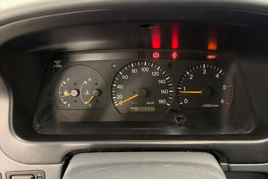 Toyota Hiace vaihtoauto