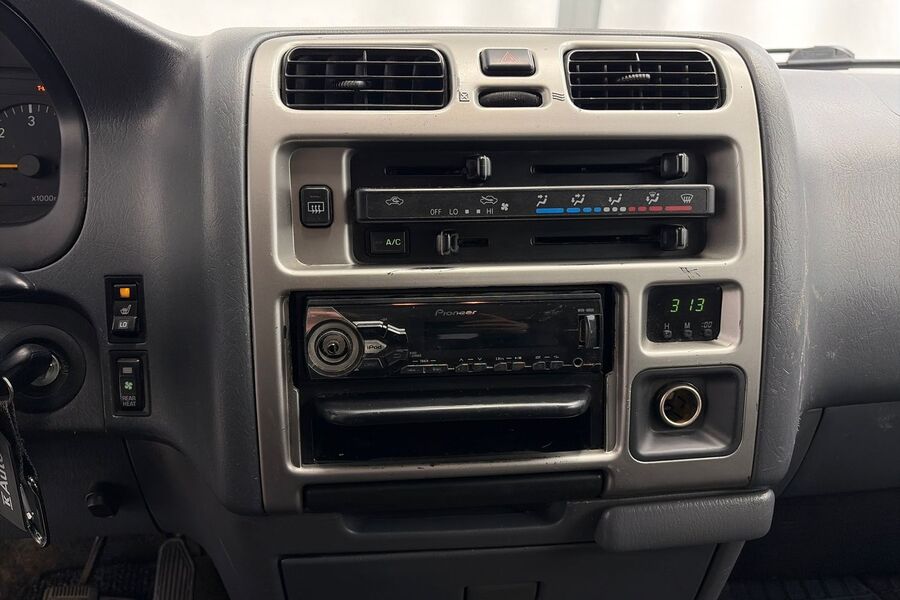 Toyota Hiace vaihtoauto